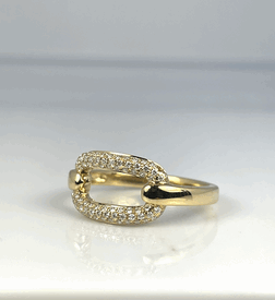 18 Karat Yellow Diamond Link Ring